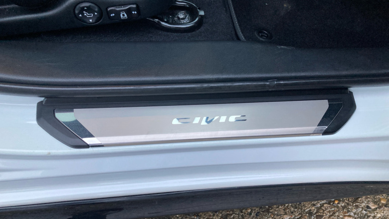 Honda Civic 1.6 i-DTEC SR 5dr Diesel Hatchback